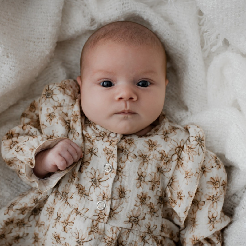Newborn blousje hydrofiel met kleine bloemetjes.