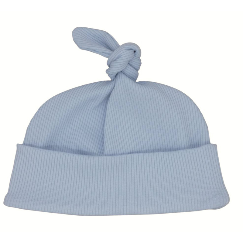 Newborn mutsje licht blauw in een fijne rib stof.