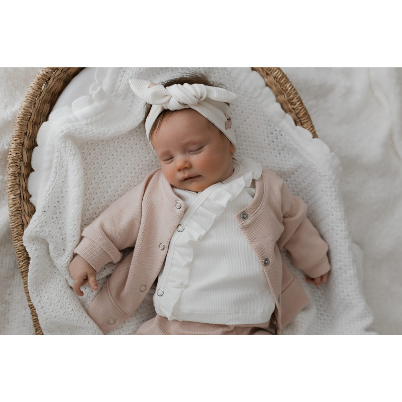 Newborn gebreid lichtroze vestje