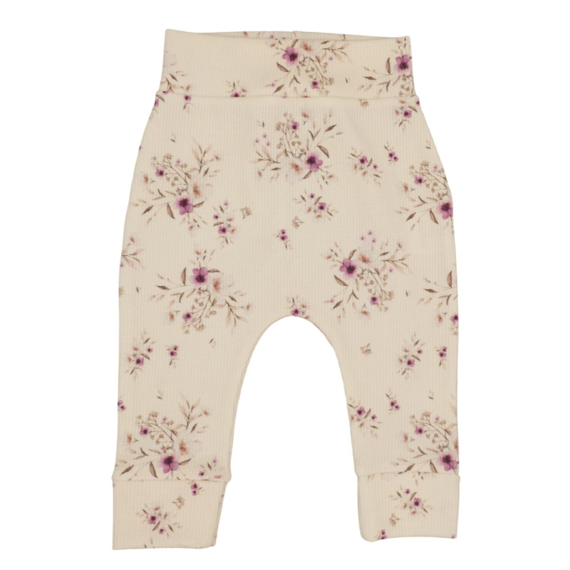 Newborn broekje met roze bloemetjes in een ribstof