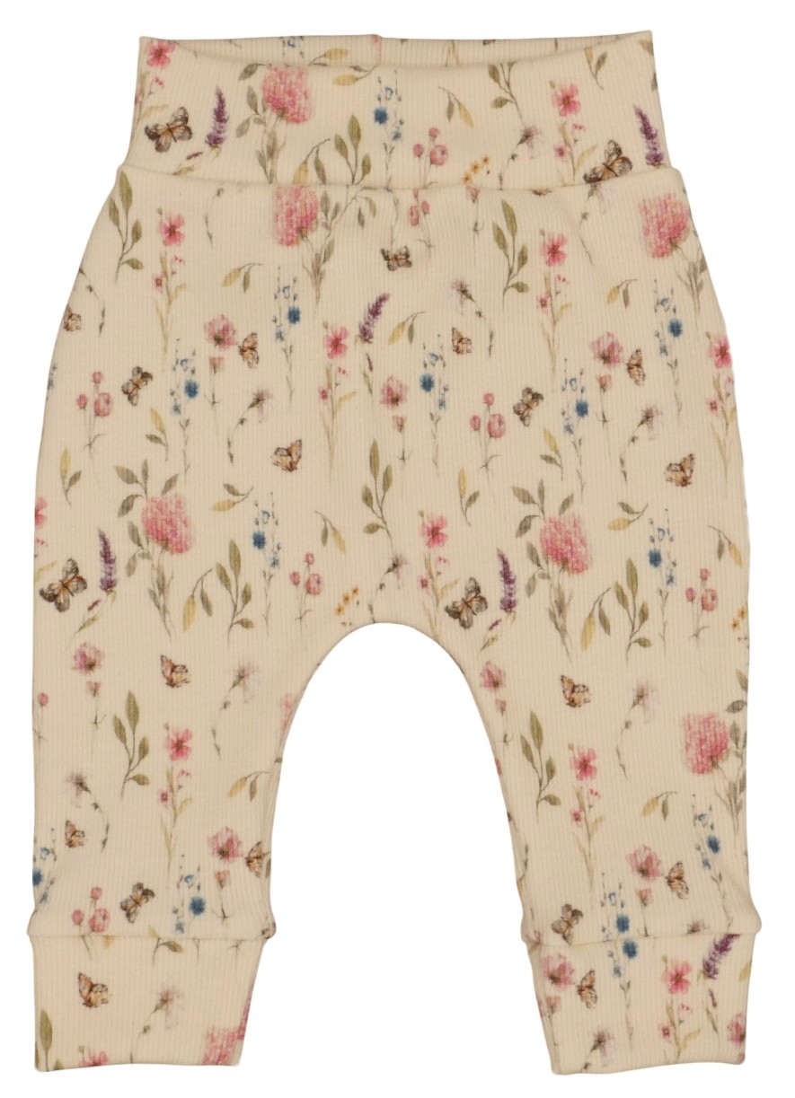 Newborn ecru kleurig broekje met bloemen