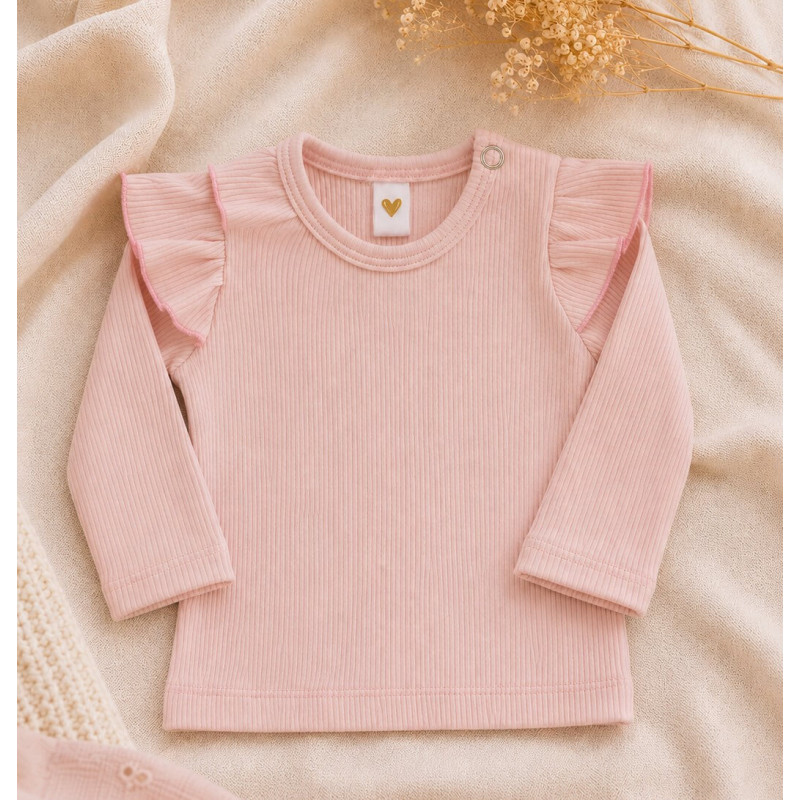 Lichtroze newborn shirtje met lange mouwen en ruffles